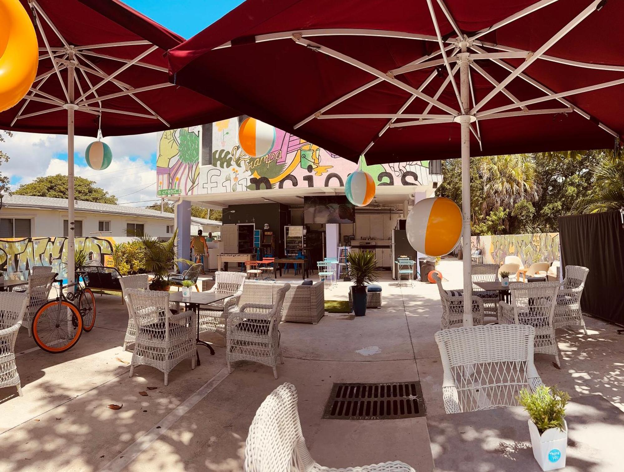 Atrium Hostel Design District Miami Exterior photo